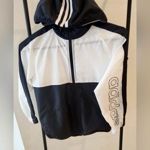 Kids unisex Adidas Windbreaker.